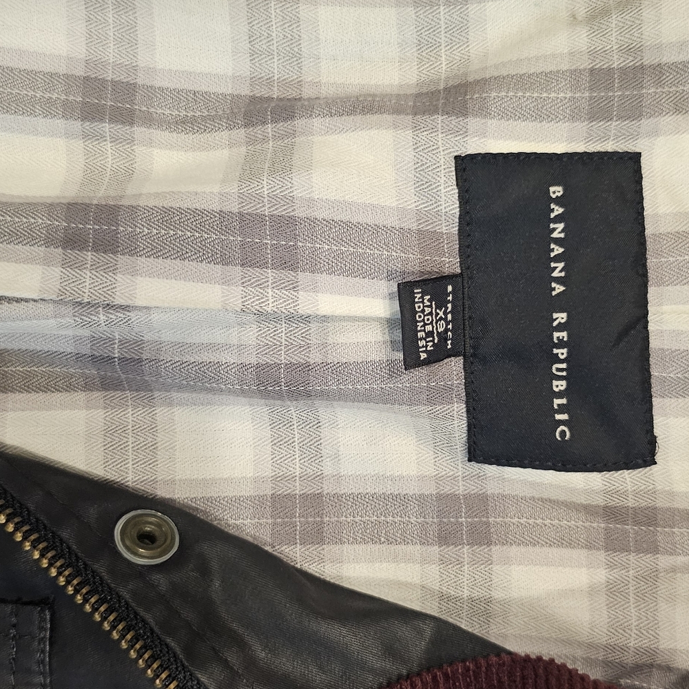 Banana Republic - Picture 2 of 4